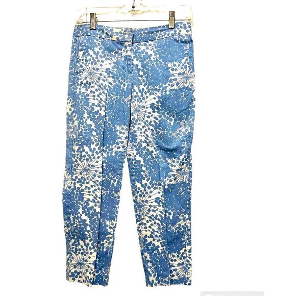 Boden light blue and white dandelion floral print crop pants size 4 - Picture 2 of 10